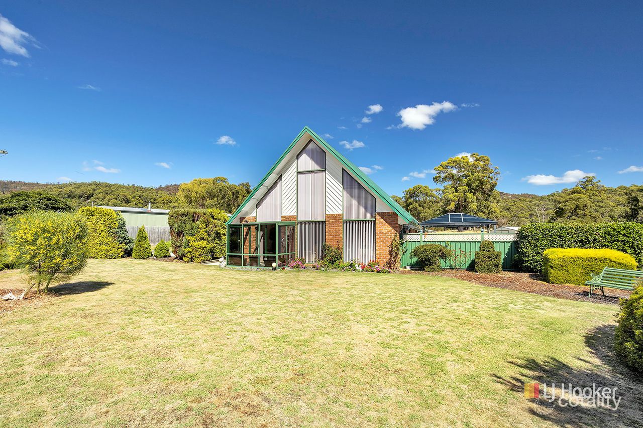 7c Irbys Crcs, Sisters Beach, TAS 7321