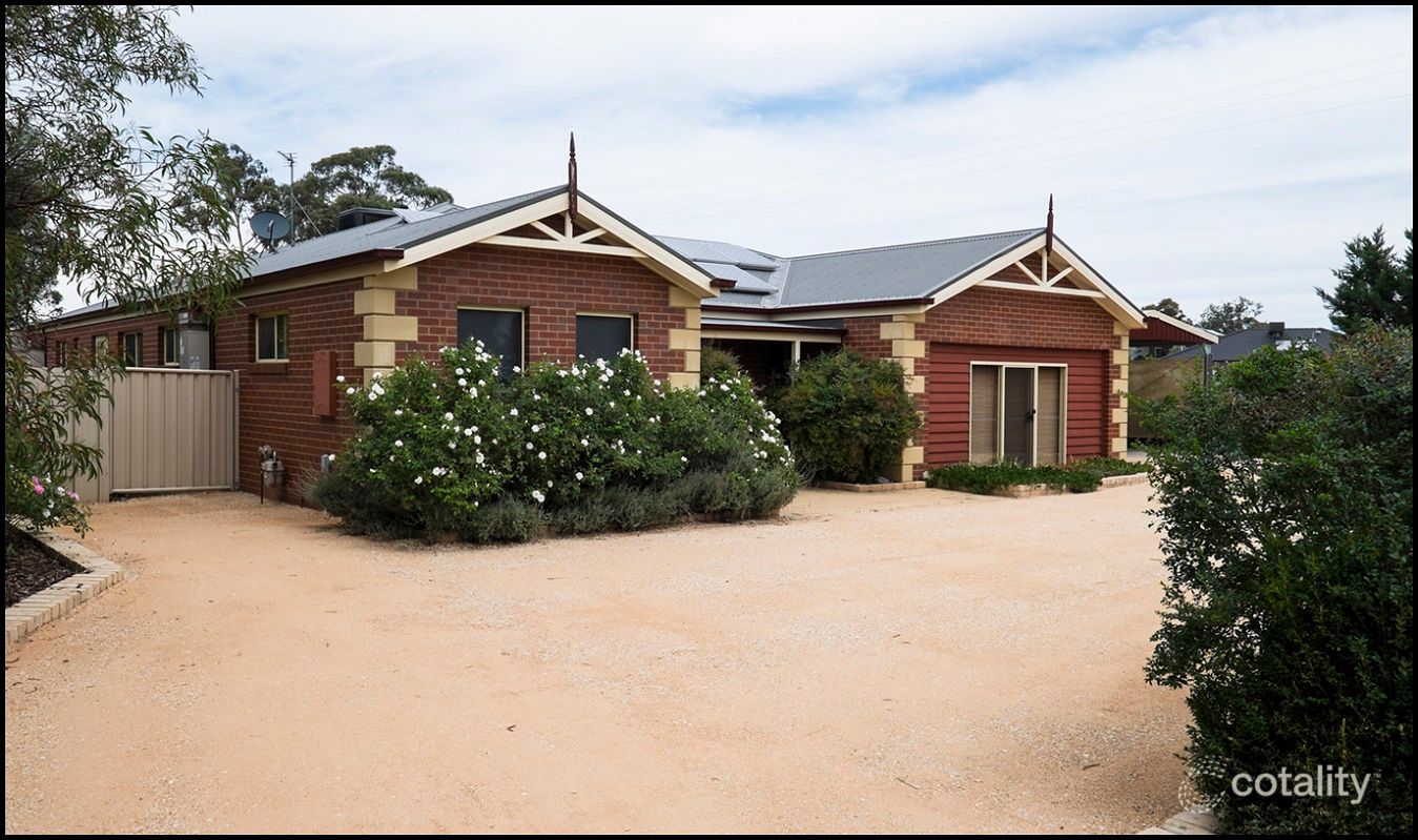 2 Eleanor Dr, Campbells Creek, VIC 3451