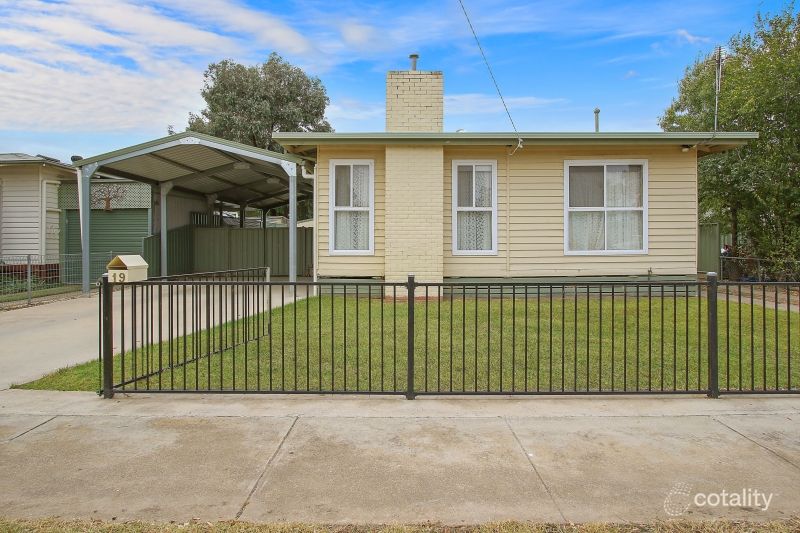 19 Afton Ave, Benalla, VIC 3672