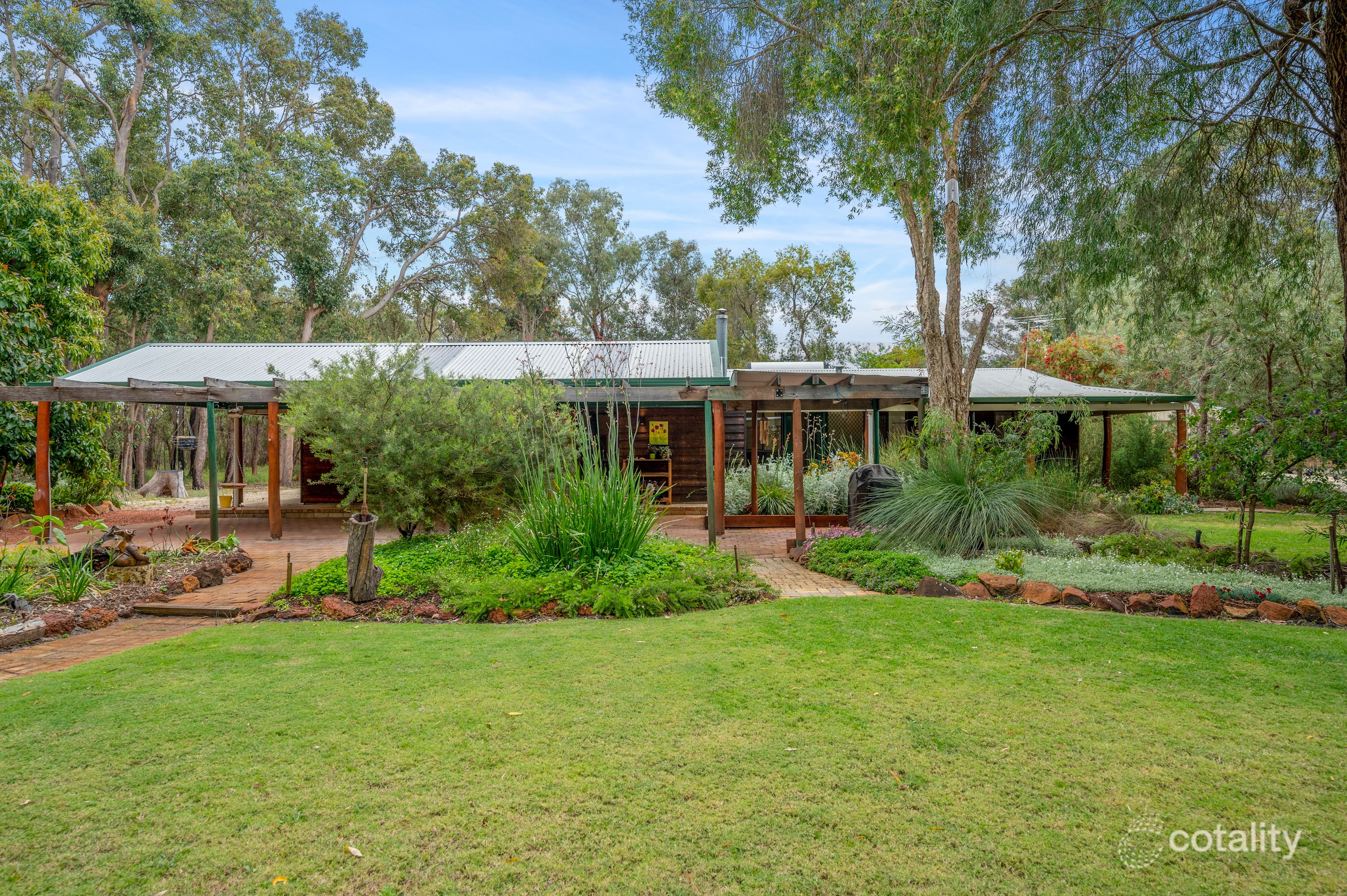 100 Lavery Dr, Casuarina, WA 6167