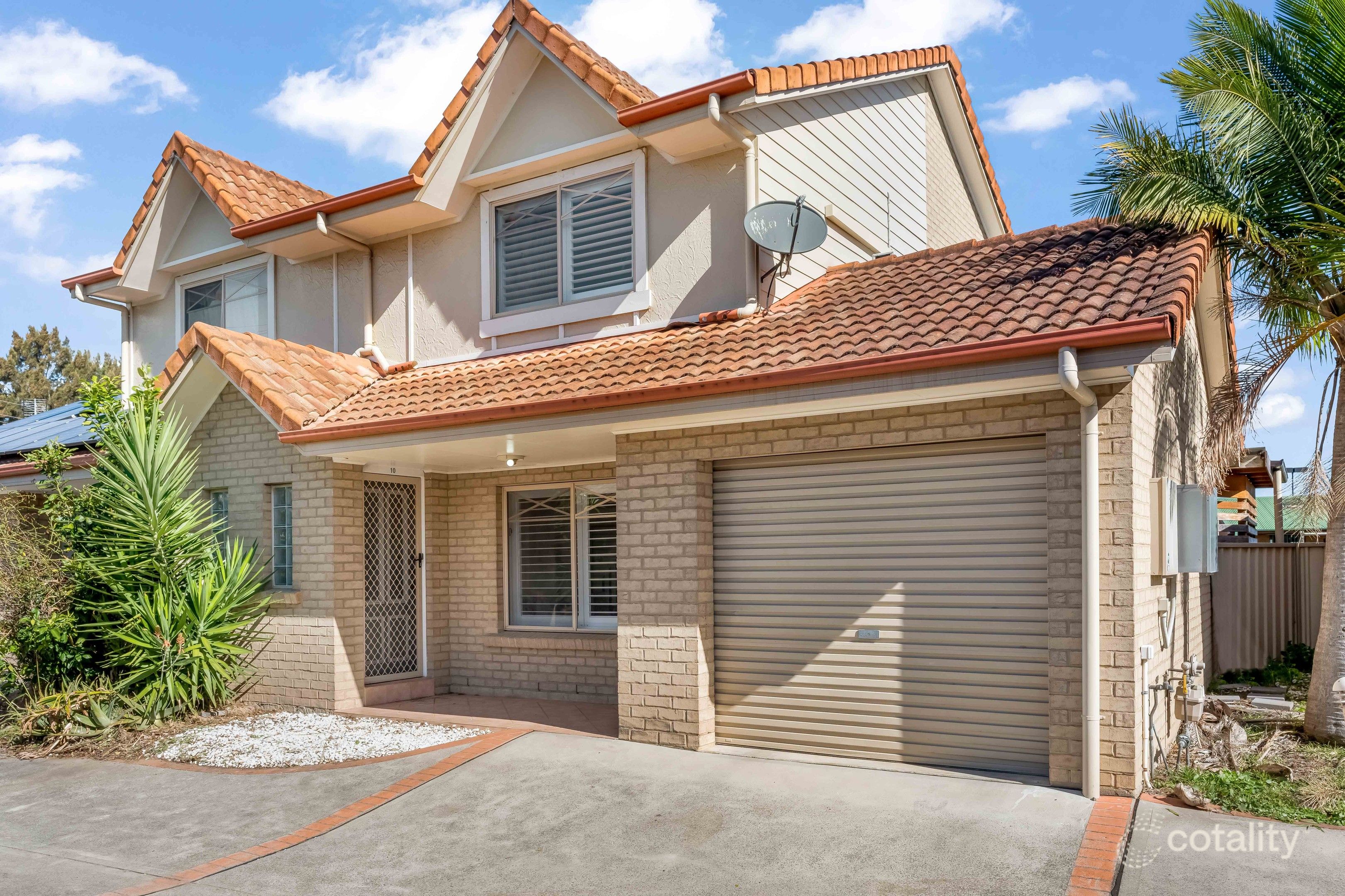 10/2a Justine Pde, Rutherford, NSW 2320