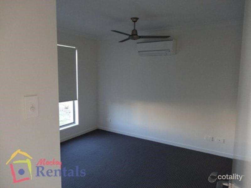 2/1 Burleigh Ct, Blacks Beach, QLD 4740