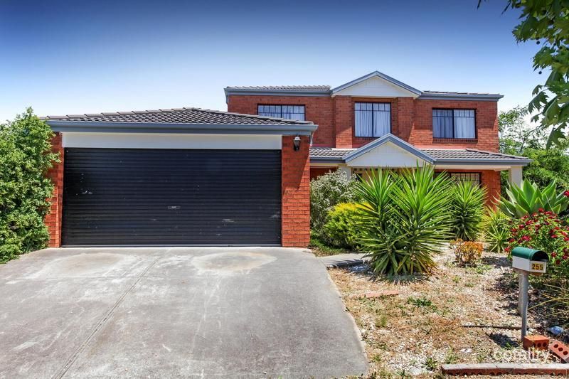255 Westwood Dr, Burnside, VIC 3023