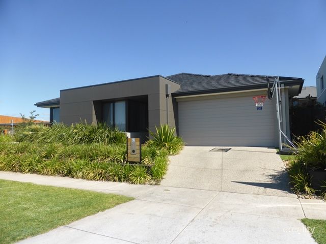 49 Citybay Dr, Point Cook, VIC 3030