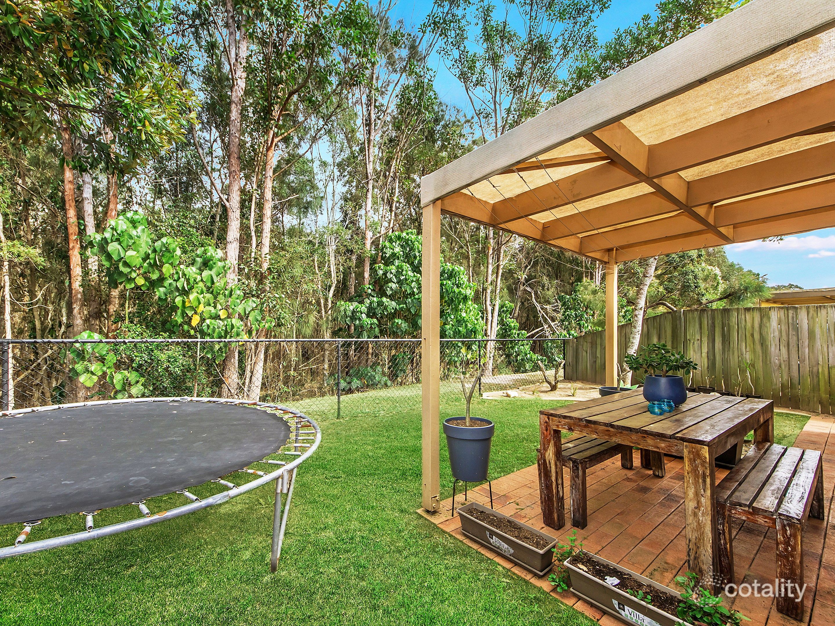 42/24 Amsonia Ct, Arundel, QLD 4214