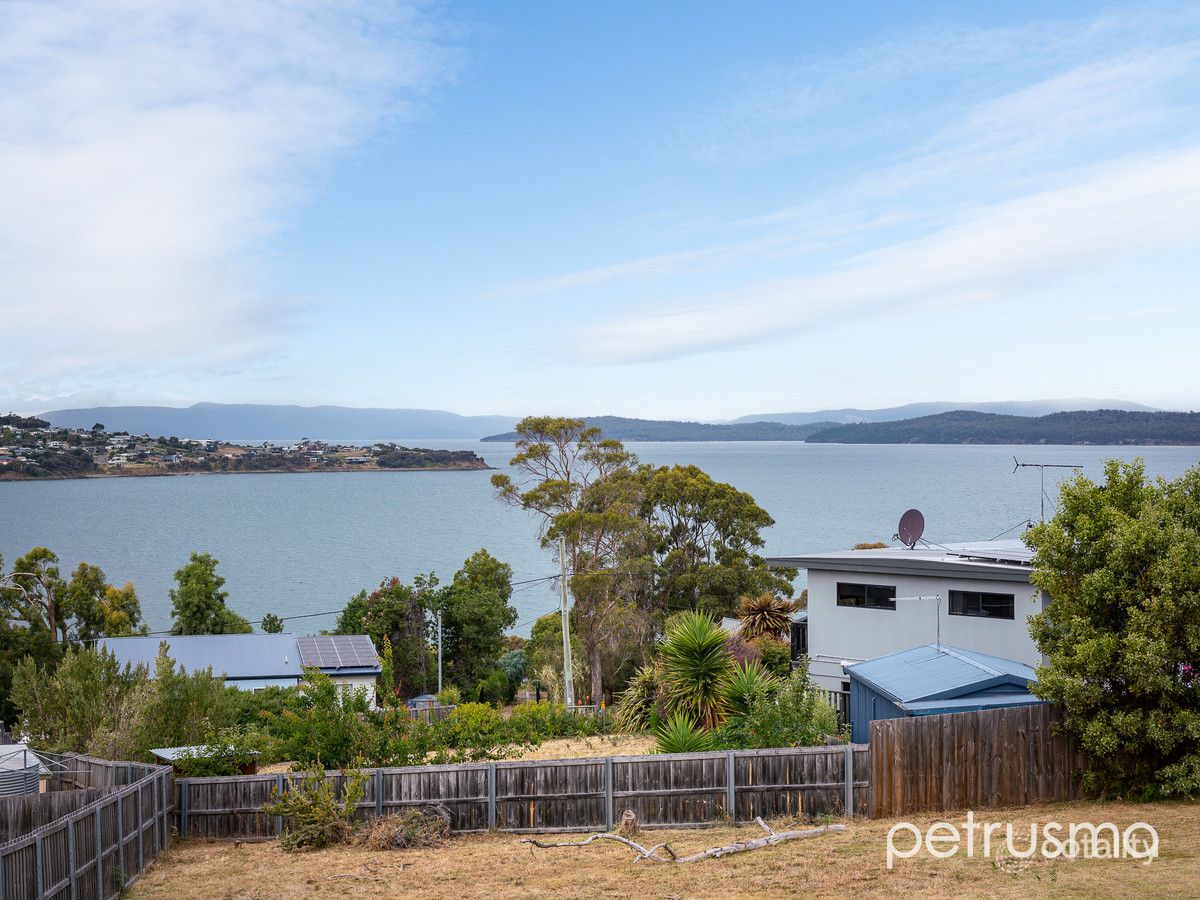 32 Sea Eagle Rd, Primrose Sands, TAS 7173