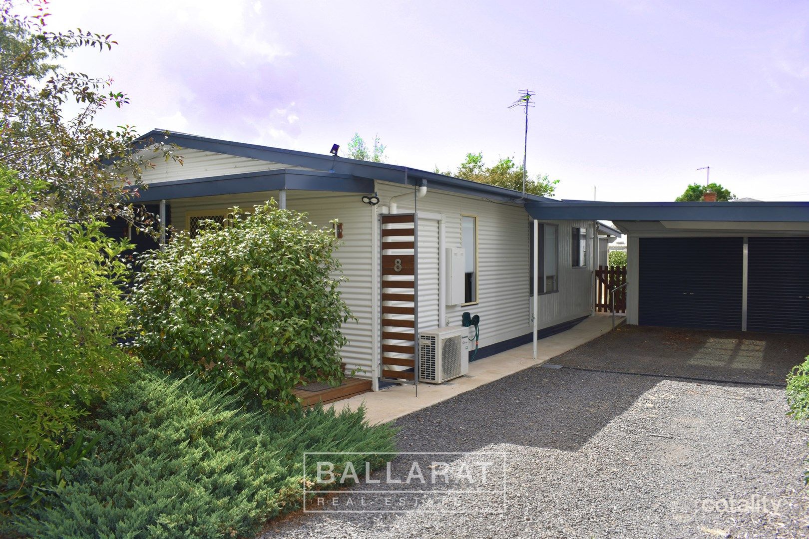 8 Stuart St, Beaufort, VIC 3373
