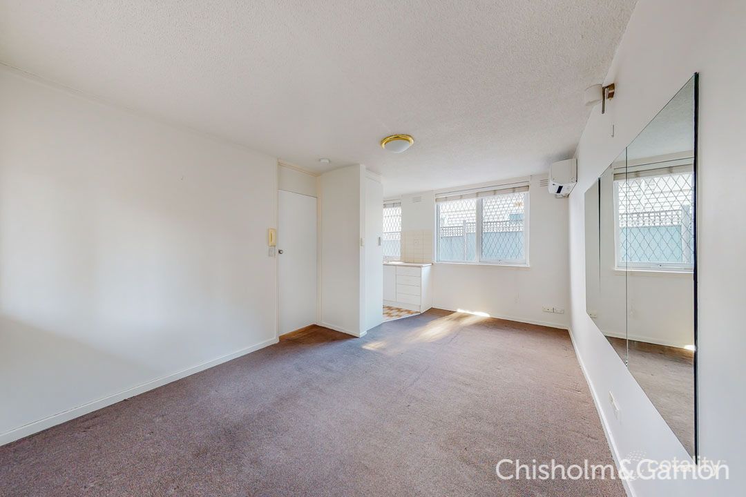 2/40 Ormond Rd, Elwood, VIC 3184