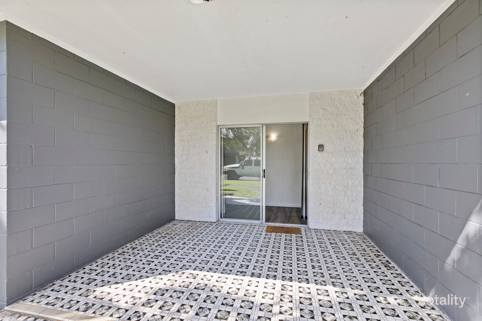 7 Gilbert St, Maroochydore, QLD 4558