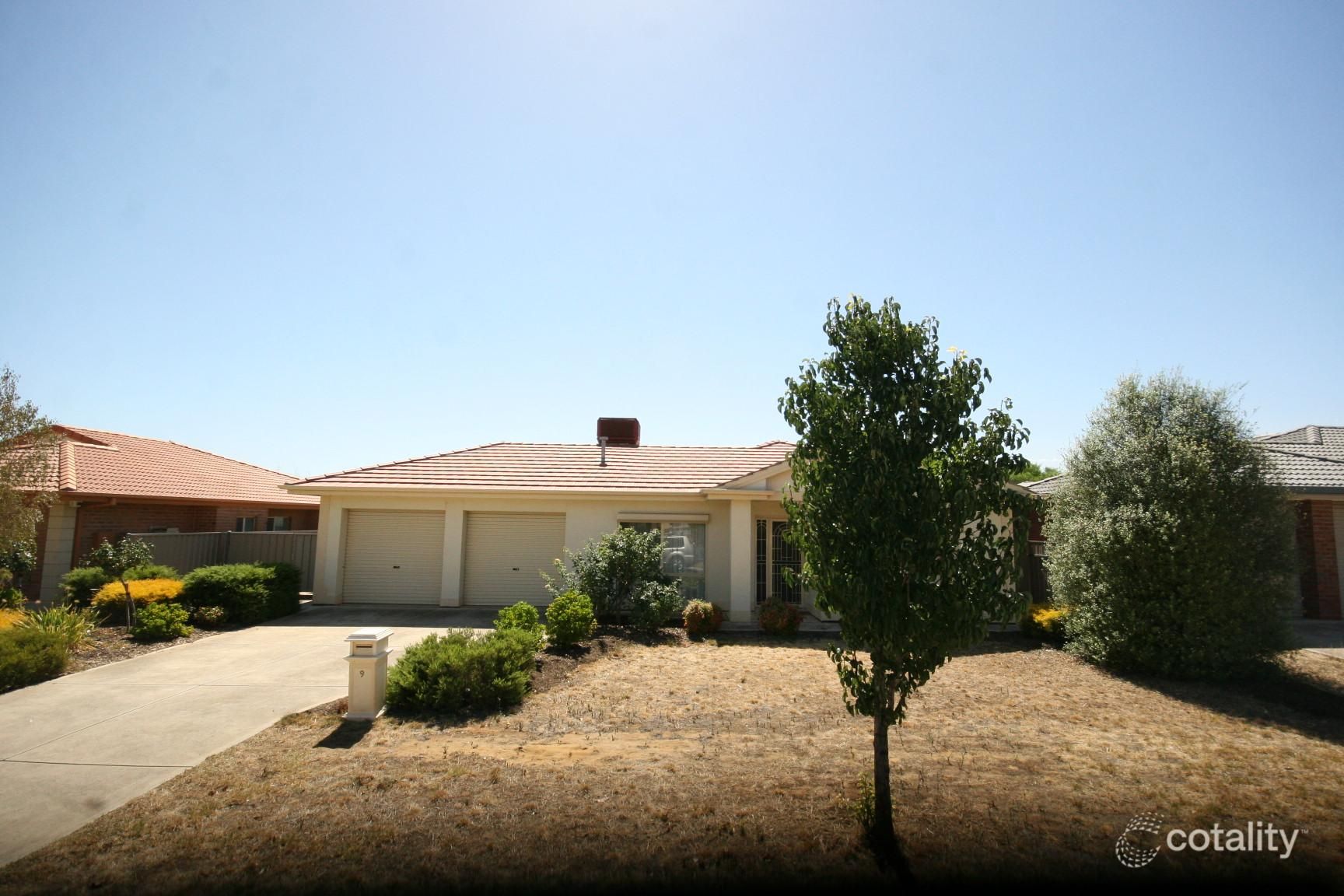 9 Kensington St, Clovelly Park, SA 5042