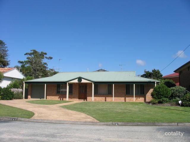 4 Peel St, Tuncurry, NSW 2428
