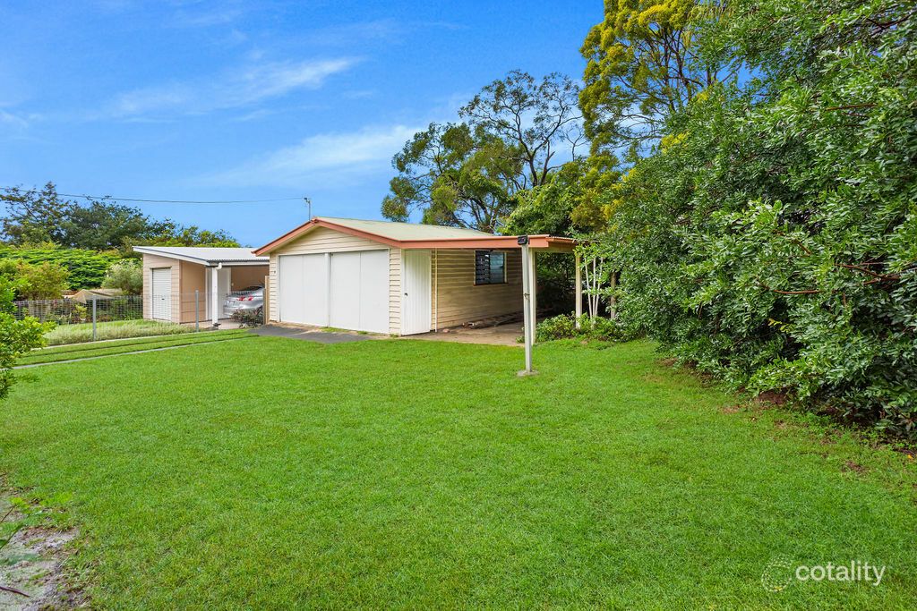 1 Kruger St, Booval, QLD 4304