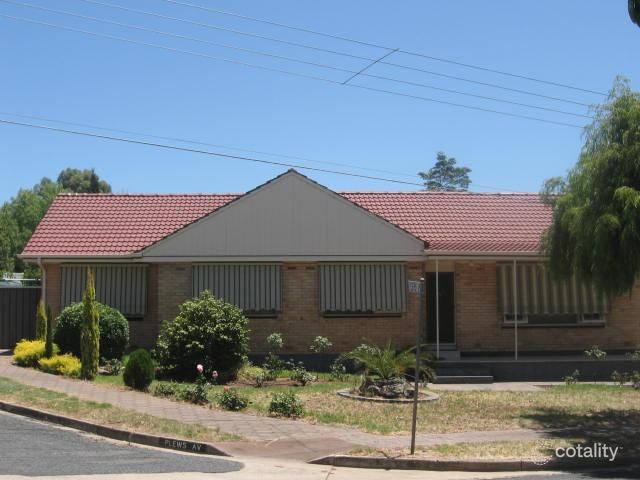 27 Geoffrey Ave, Valley View, SA 5093