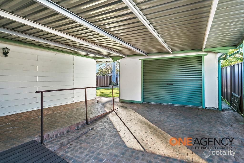 12 Fleetwood Cres, Warilla, NSW 2528