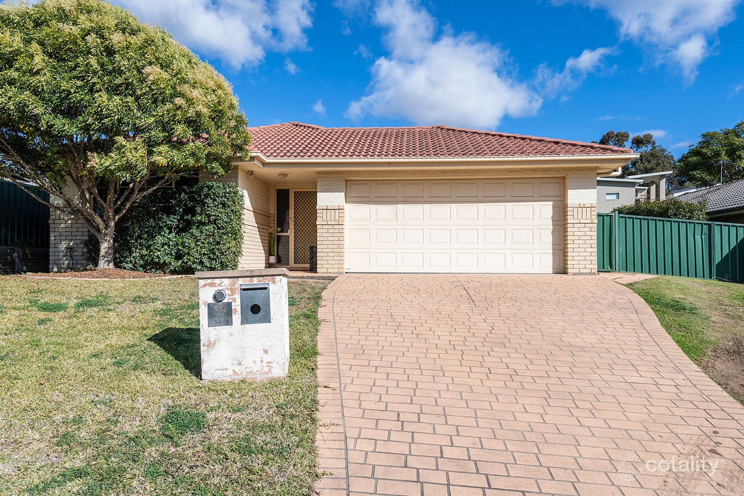 39 Bimbadeen Dr, Muswellbrook, NSW 2333