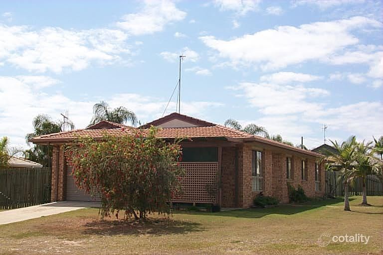 1 Palm Meadows Pl, Pialba, QLD 4655