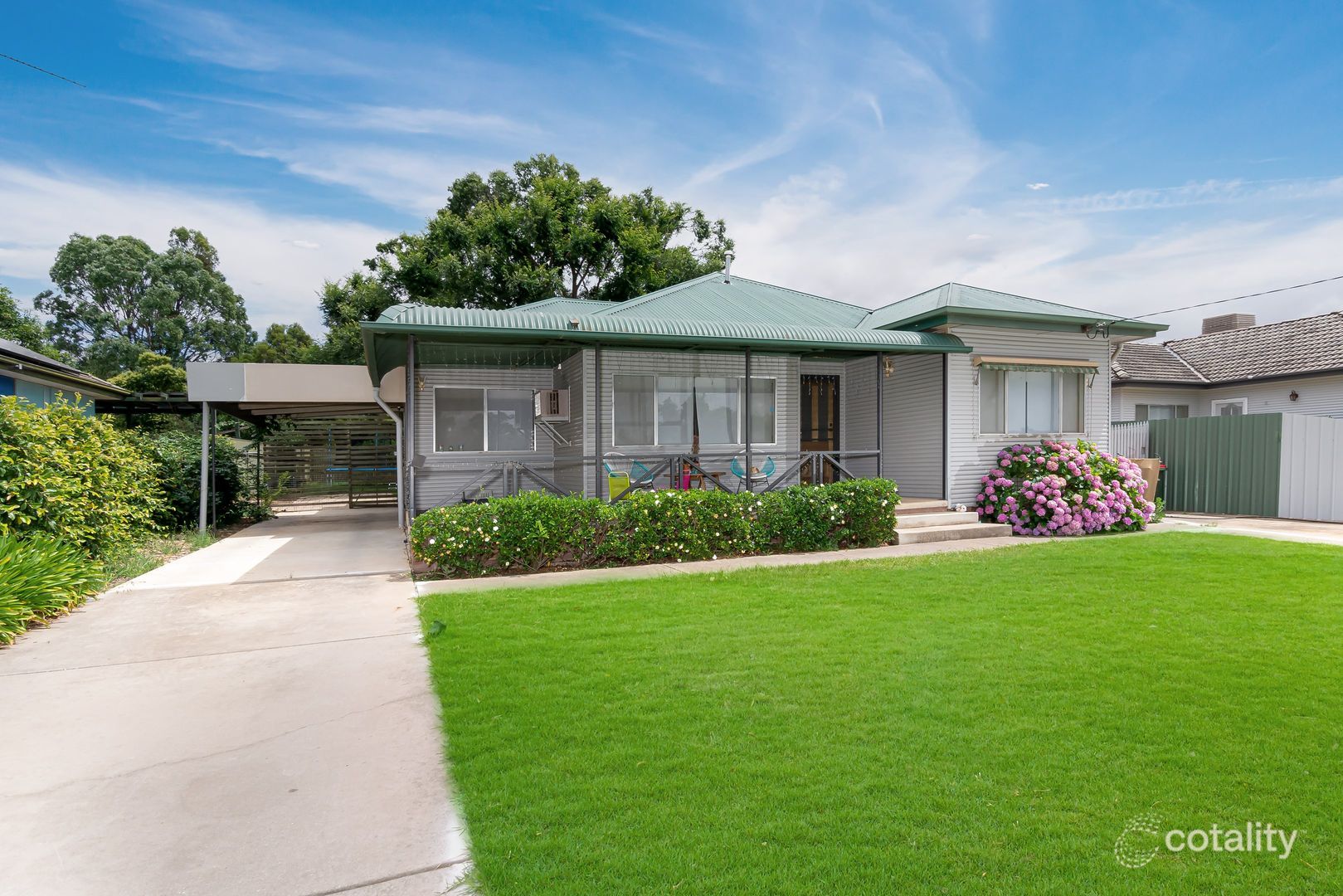 504 Kooringal Rd, Lake Albert, NSW 2650