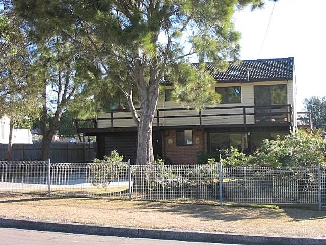 6 Peel St, Toukley, NSW 2263