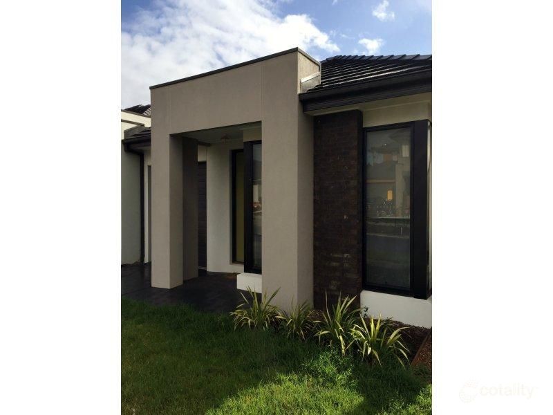 6 Wurrook Cct, North Geelong, VIC 3215