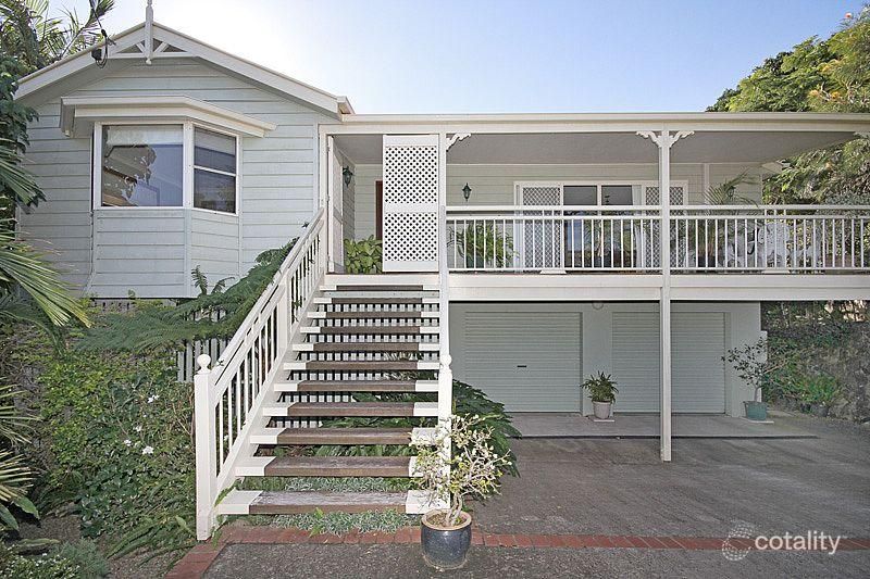 7 Meri Ct, Point Arkwright, QLD 4573