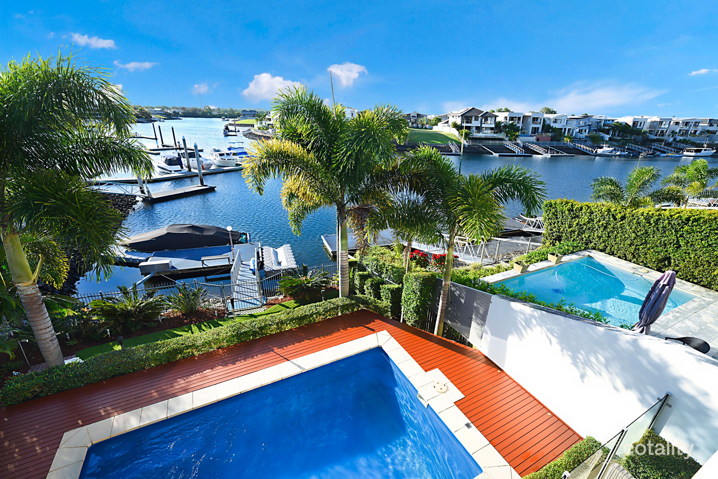 4 River Links Bvd E, Helensvale, QLD 4212