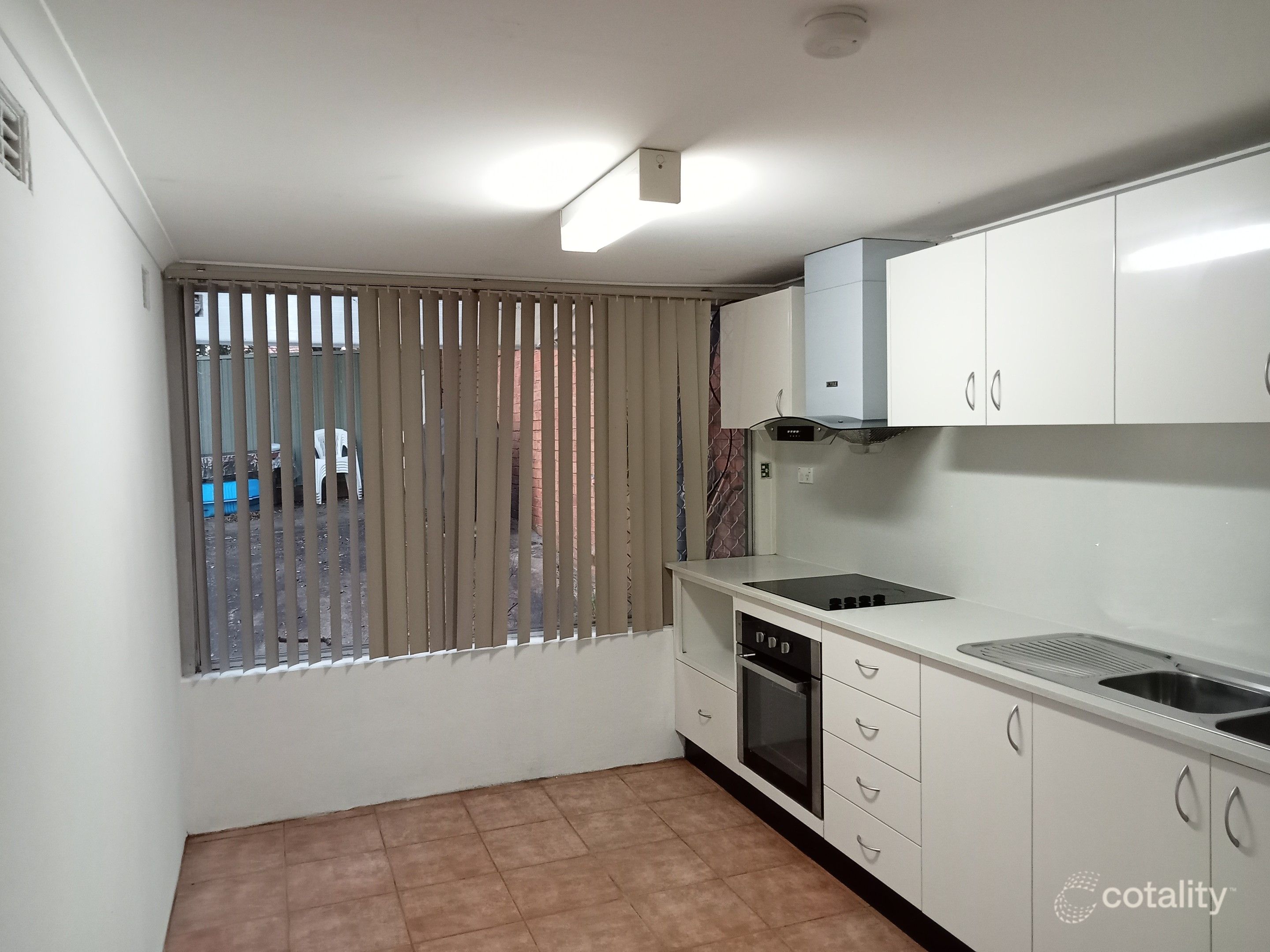4 Gungaroo Pl, Beverly Hills, NSW 2209