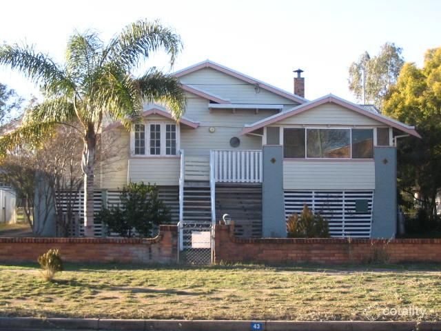 43 Marian St, Miles, QLD 4415
