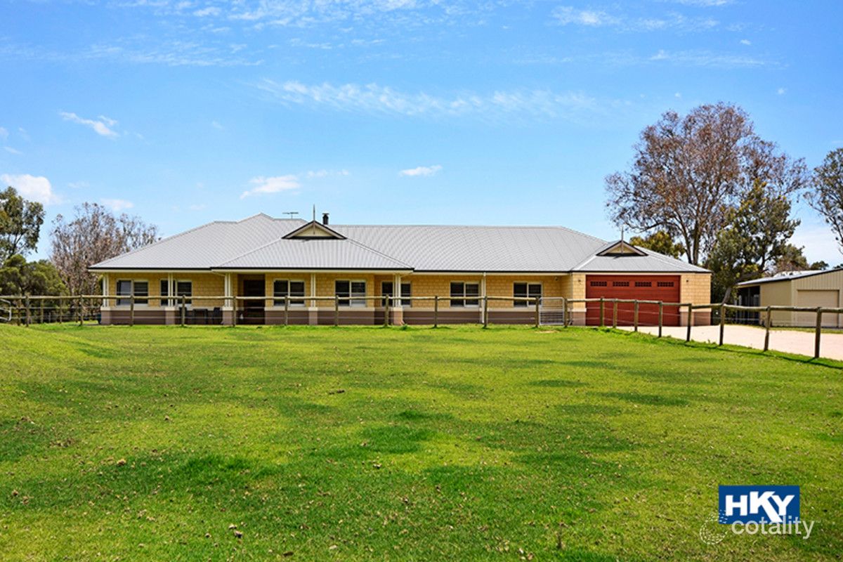 21 Clubhouse Lane, Gnangara, WA 6077