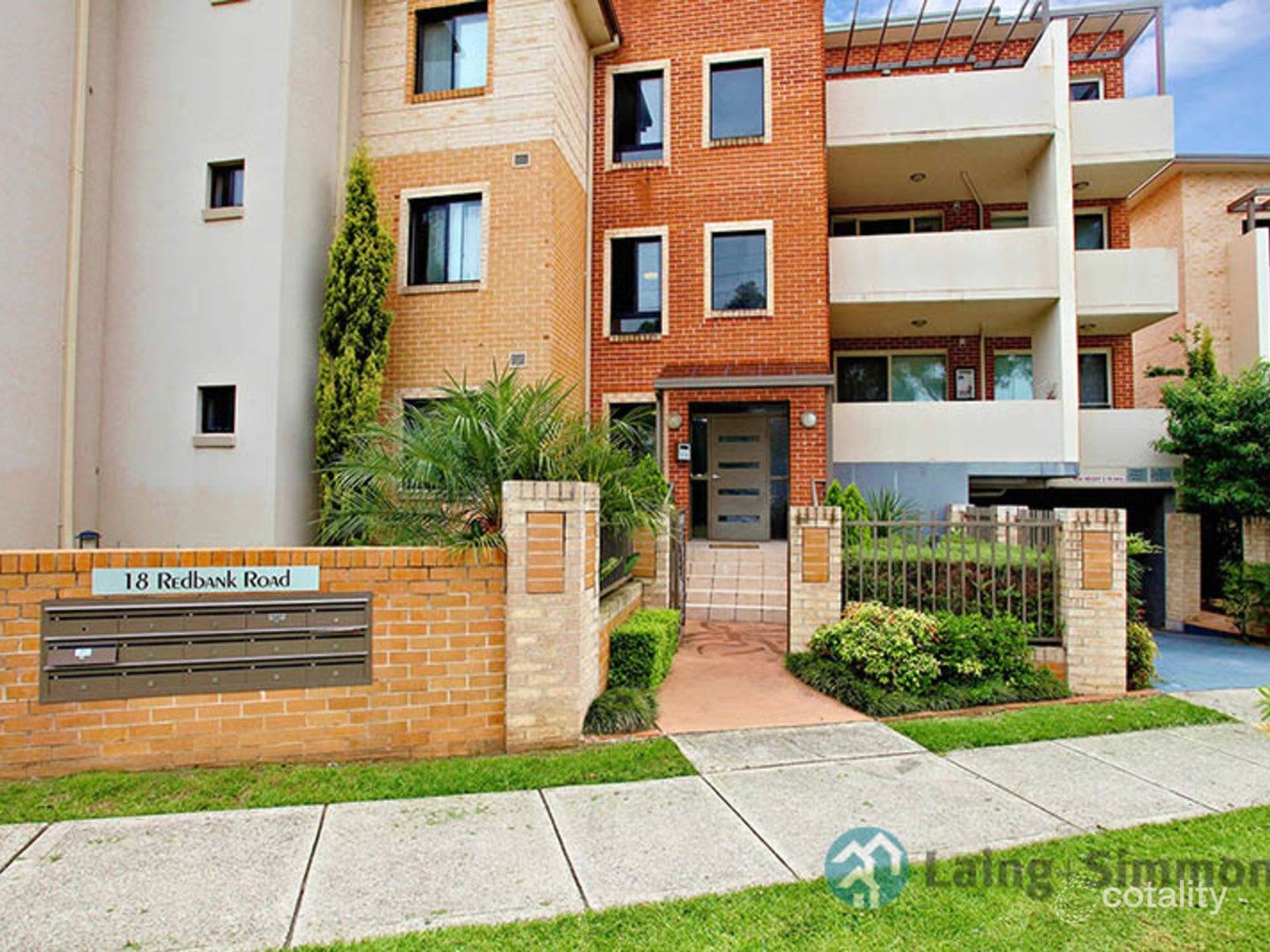 60/6-18 Redbank Rd, Northmead, NSW 2152