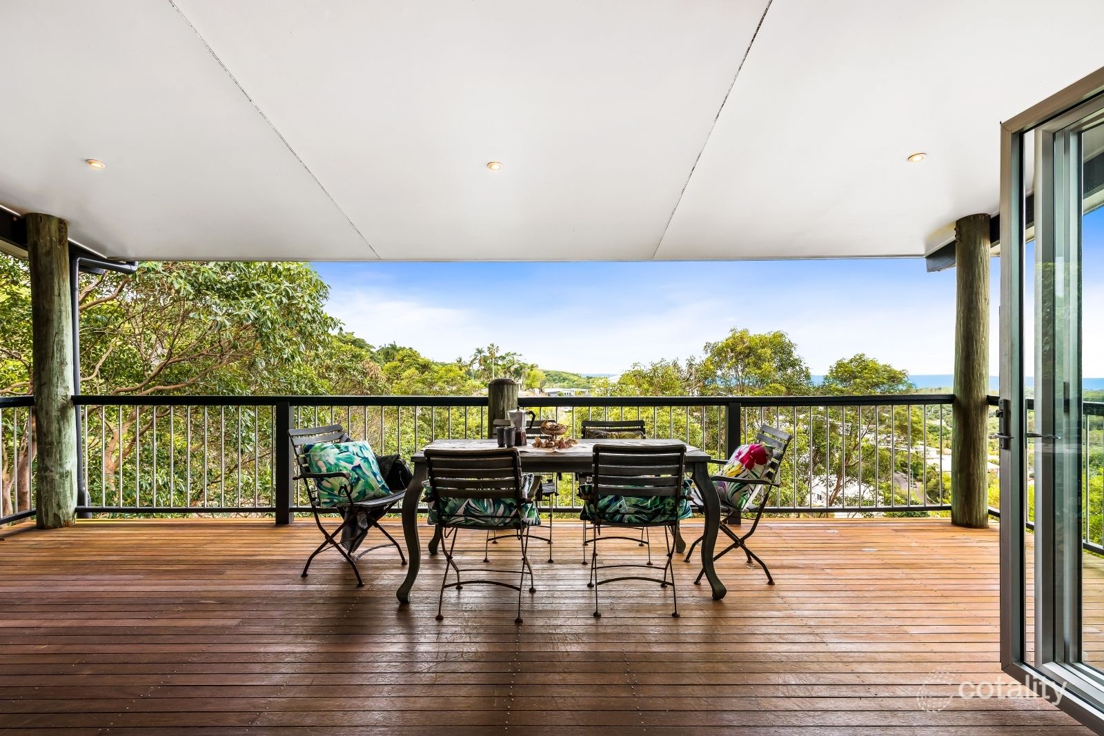 137 Grandview Dr, Yaroomba, QLD 4573