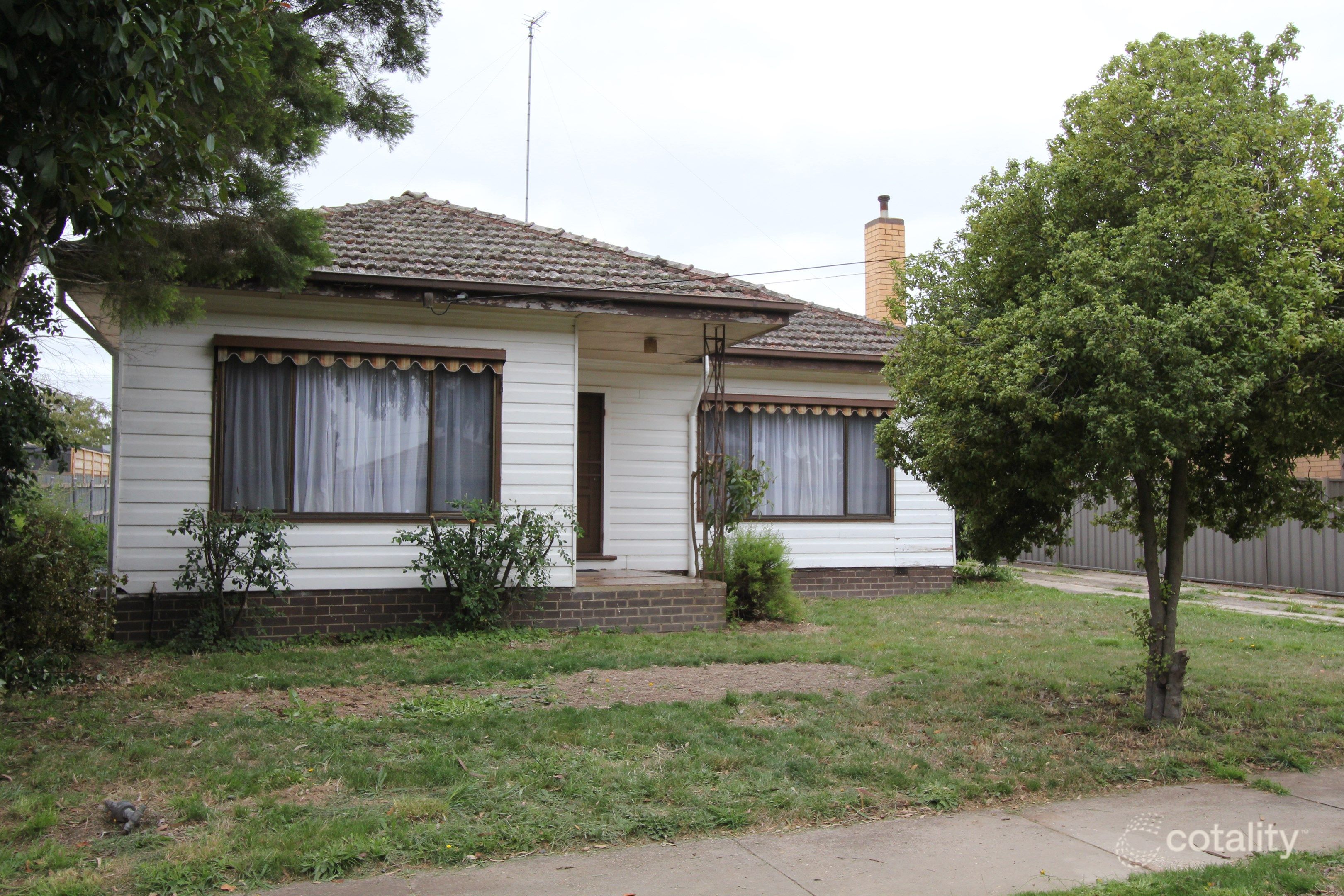 24 Dover St, Wendouree, VIC 3355