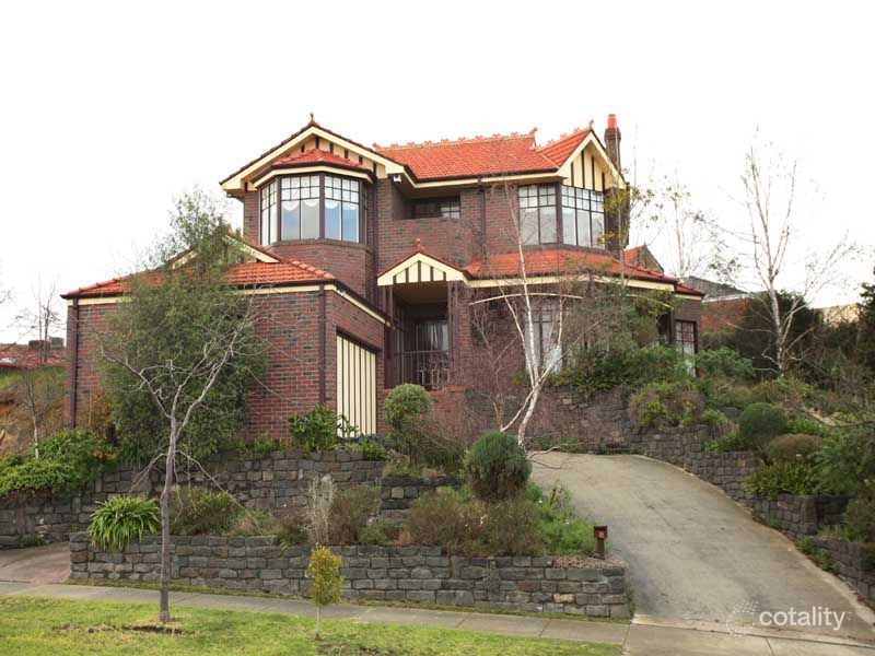 10 Telford Dr, Berwick, VIC 3806