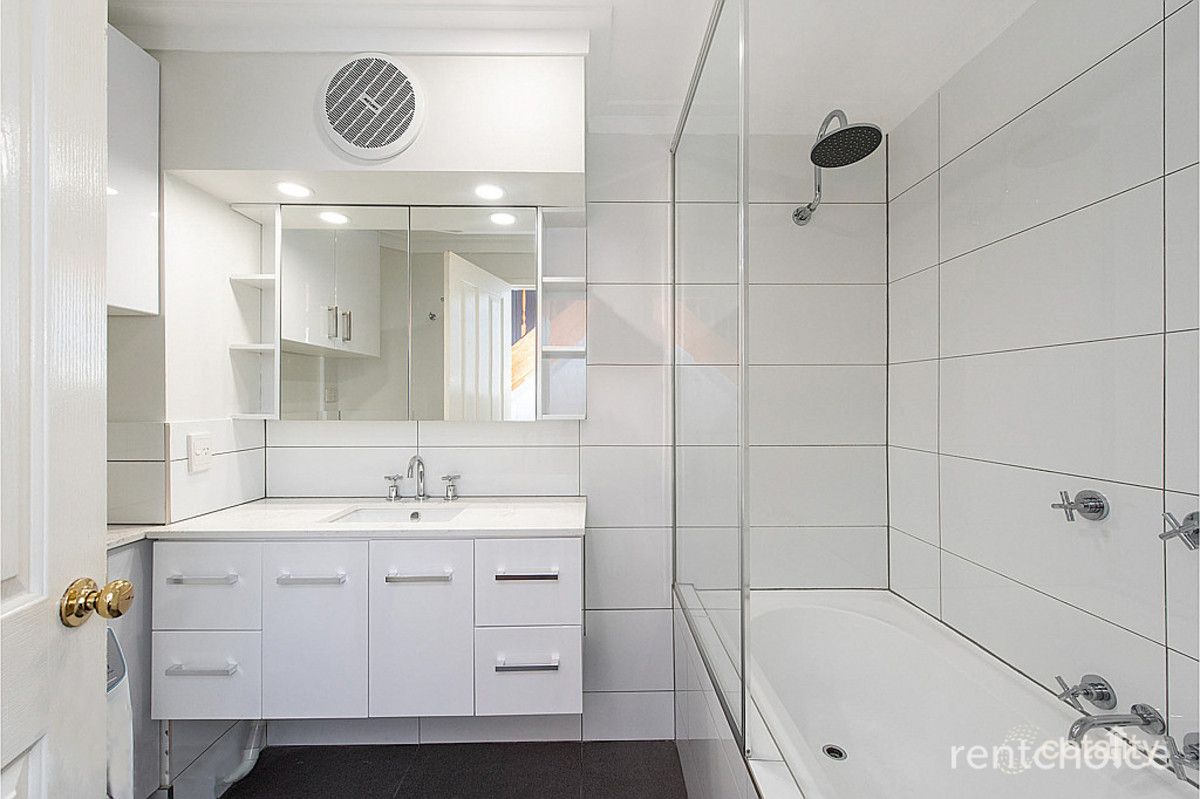 22/8 James St, Perth, WA 6000