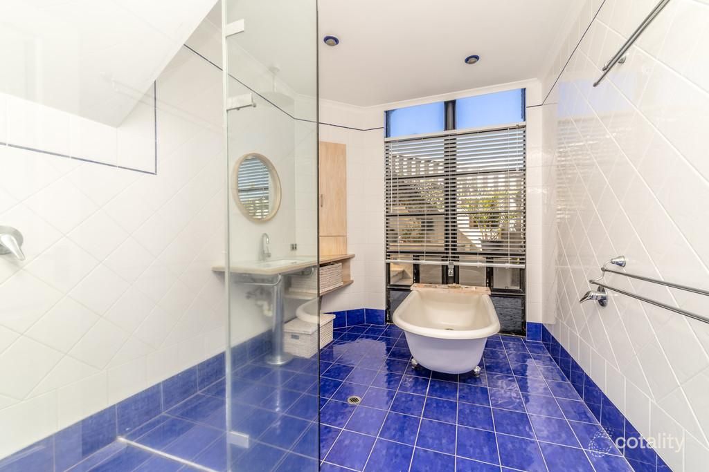 18 Dolphin St, Mount Tarcoola, WA 6530