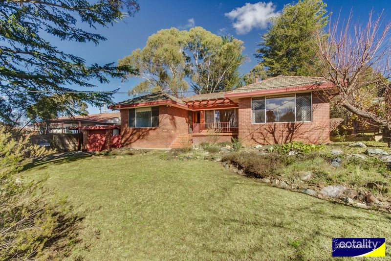 4 Caroline Cres, Armidale, NSW 2350