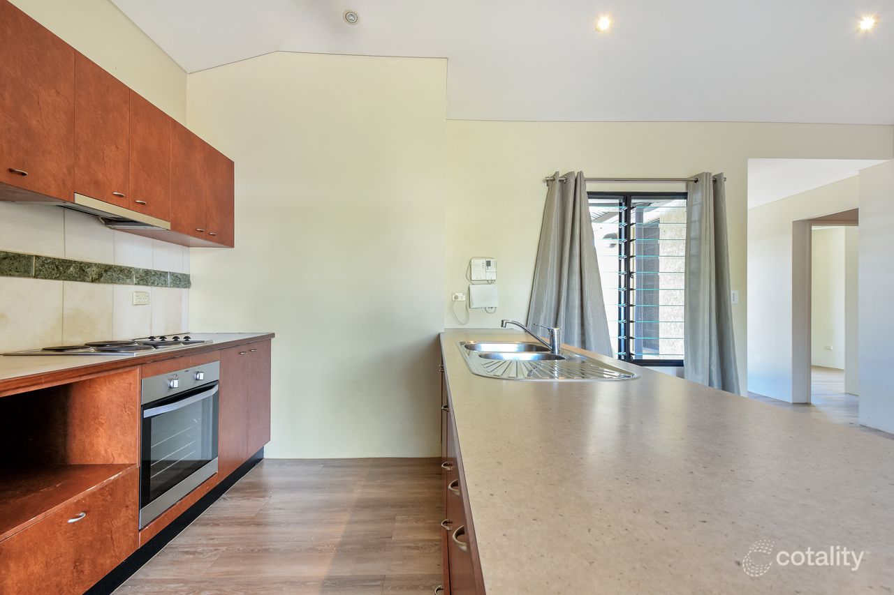 4/7 St John Ct, The Gardens, NT 0820