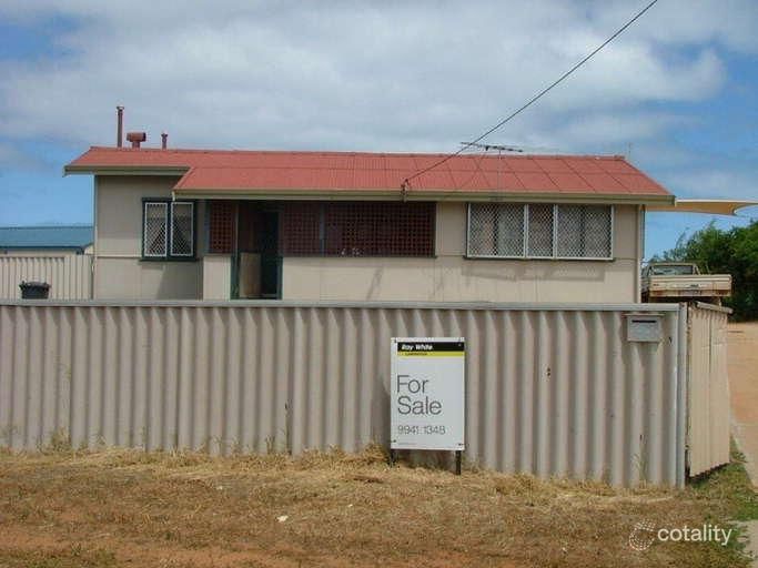 8 Mcleod St, South Carnarvon, WA 6701