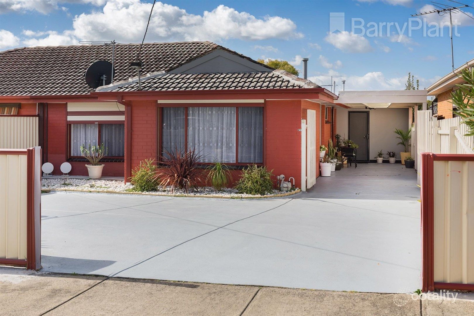 2/147 Gladstone Rd, Dandenong North, VIC 3175