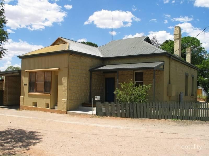 20 Peake Tce, Waikerie, SA 5330