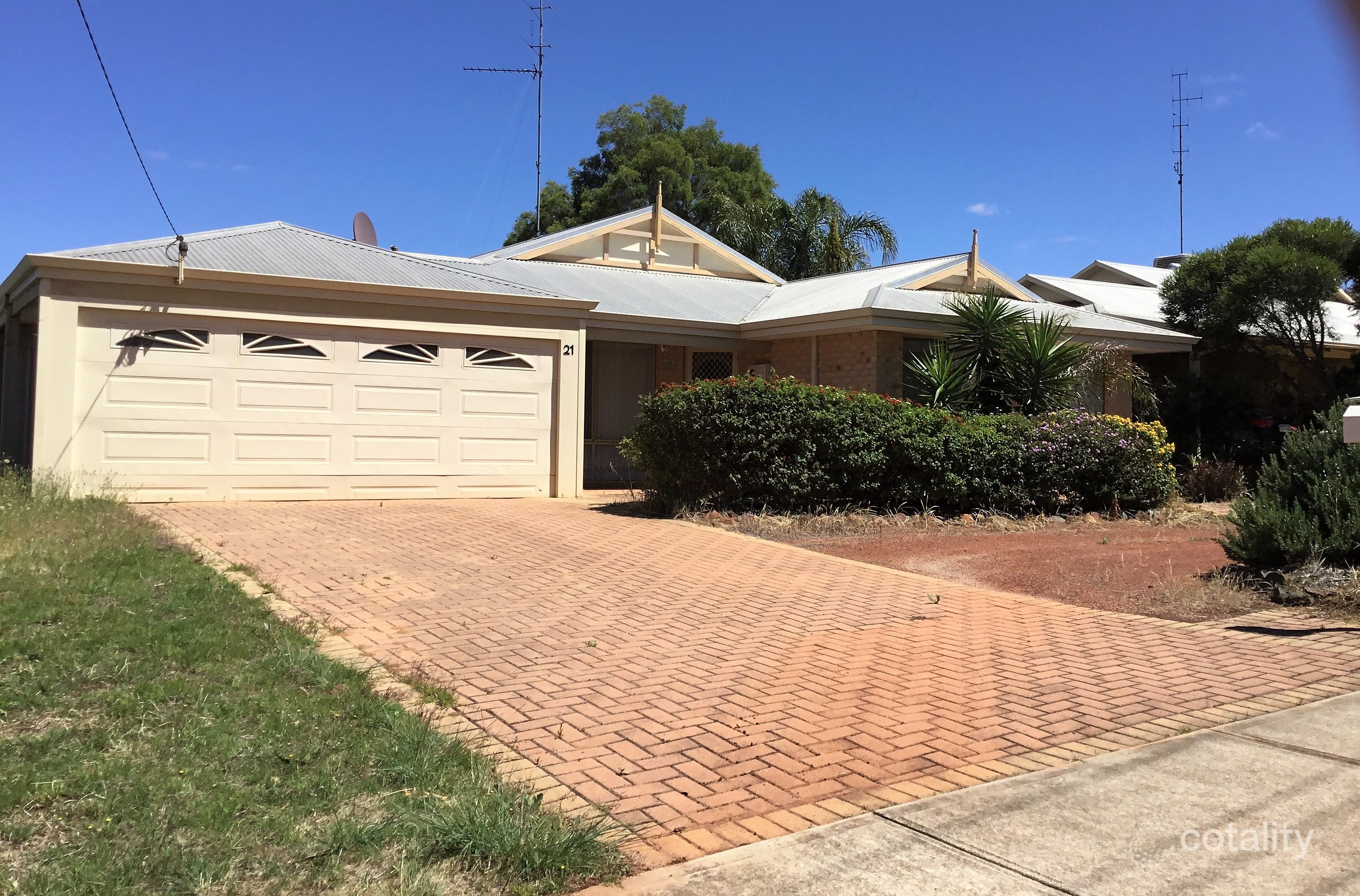 21 Goomalling Rd, Northam, WA 6401