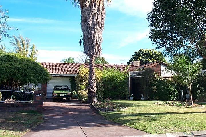 10 Chevalier Way, Thornlie, WA 6108