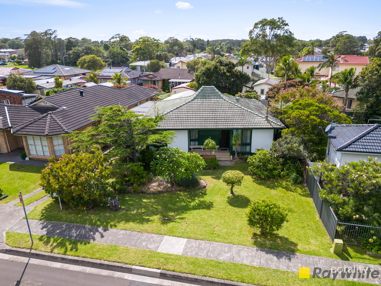 75 Cawley St, Bellambi, NSW 2518