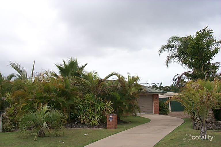 5 Casuarina Ct, Scarness, QLD 4655
