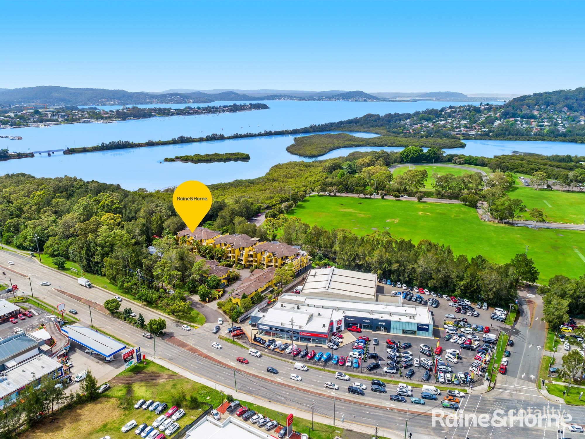 14/2 Adcock Ave, West Gosford, NSW 2250