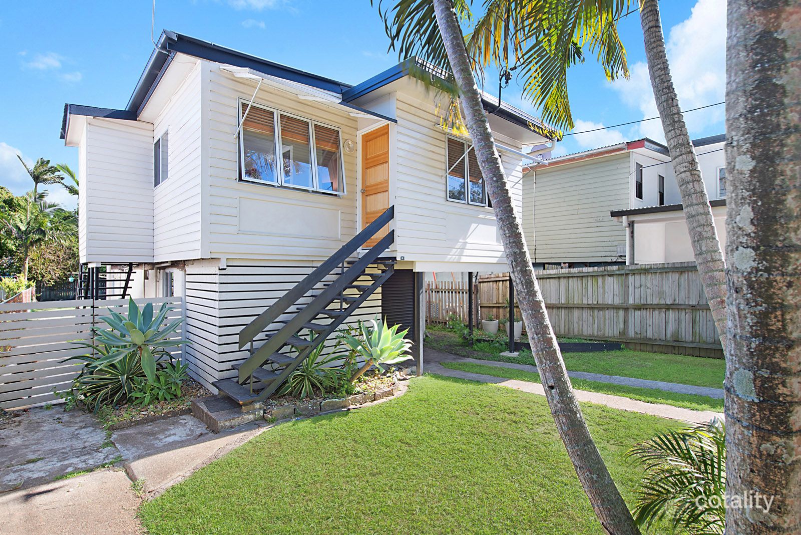 143 Scarborough Rd, Redcliffe, QLD 4020