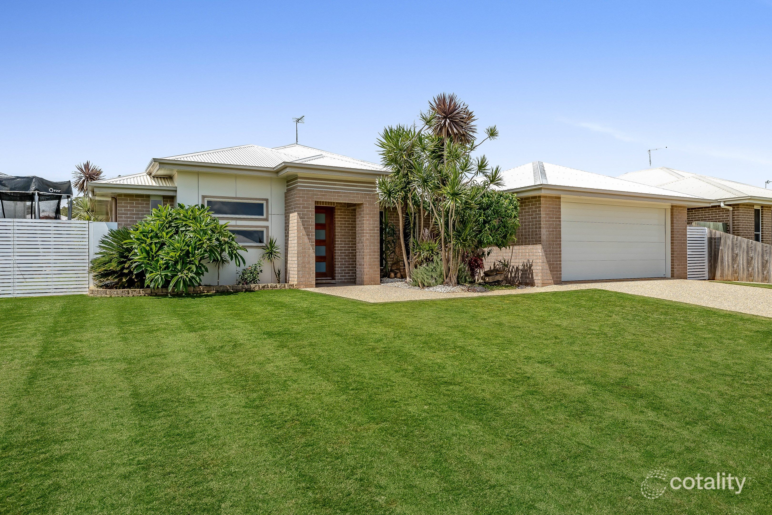 26 Tarlington St, Middle Ridge, QLD 4350