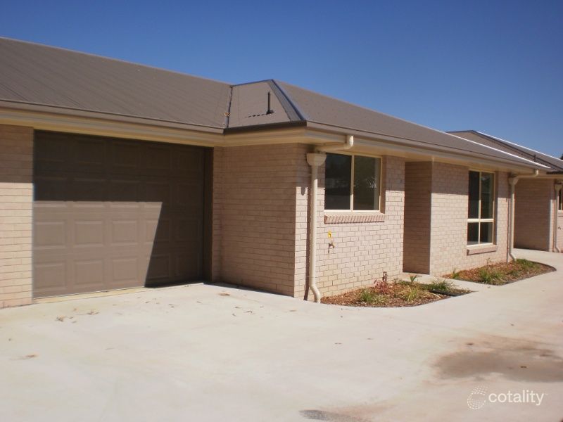 2/3 Hodge St, Kingaroy, QLD 4610