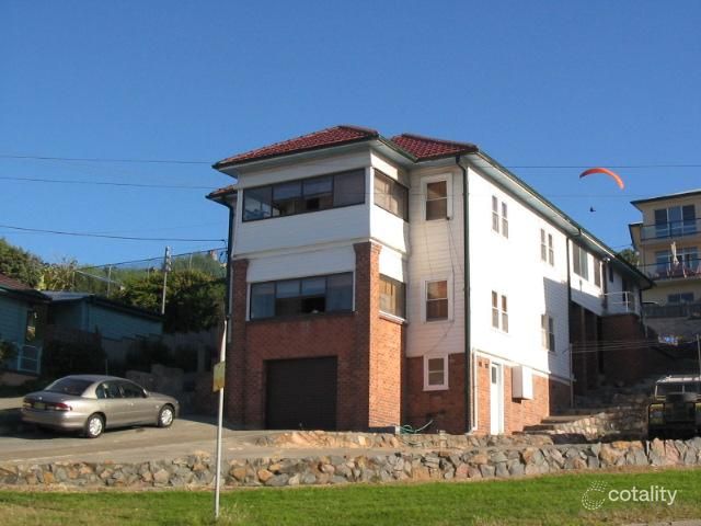 1 Scenic Dr, Merewether, NSW 2291