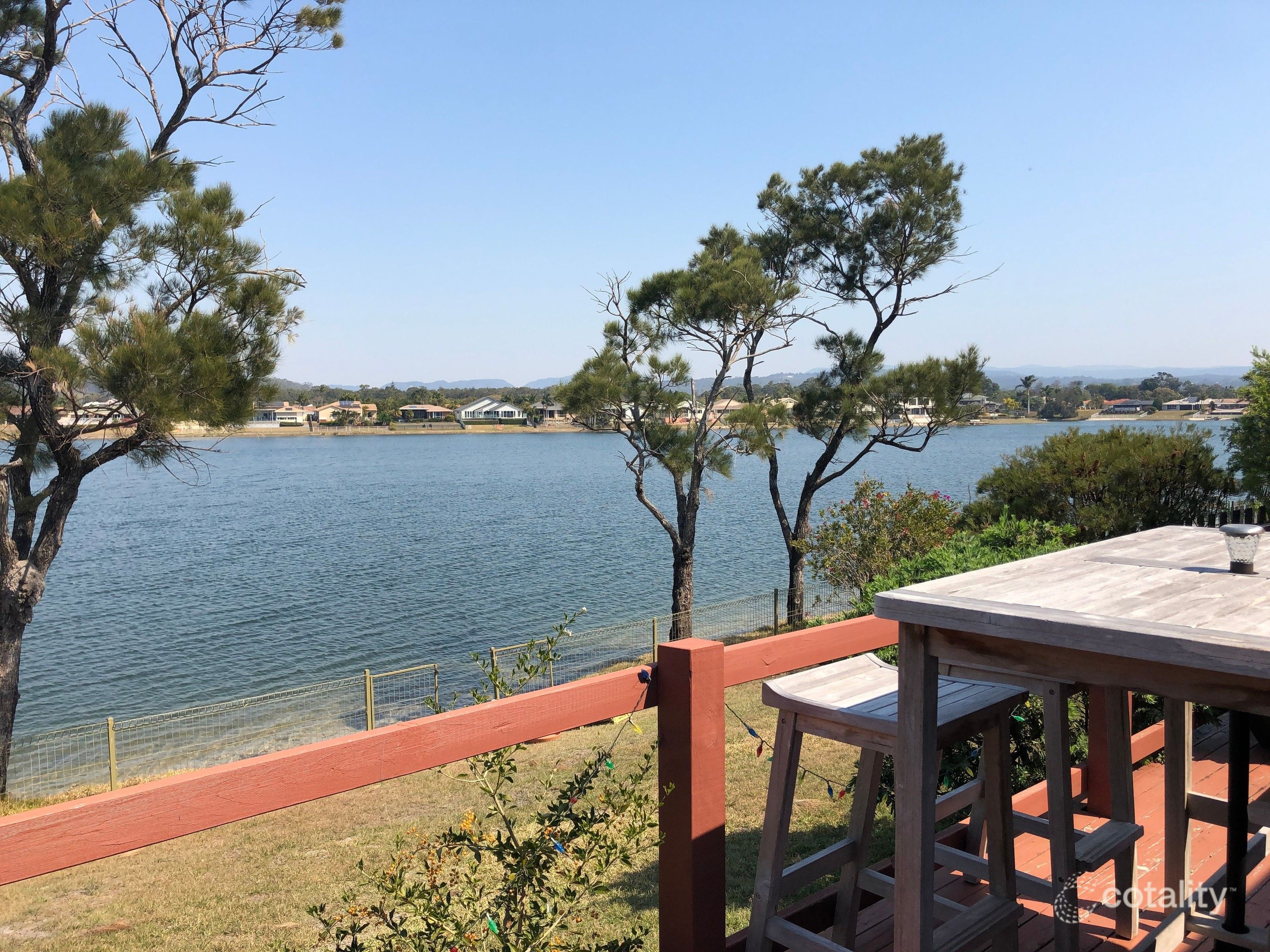 44 Auk Ave, Burleigh Waters, QLD 4220