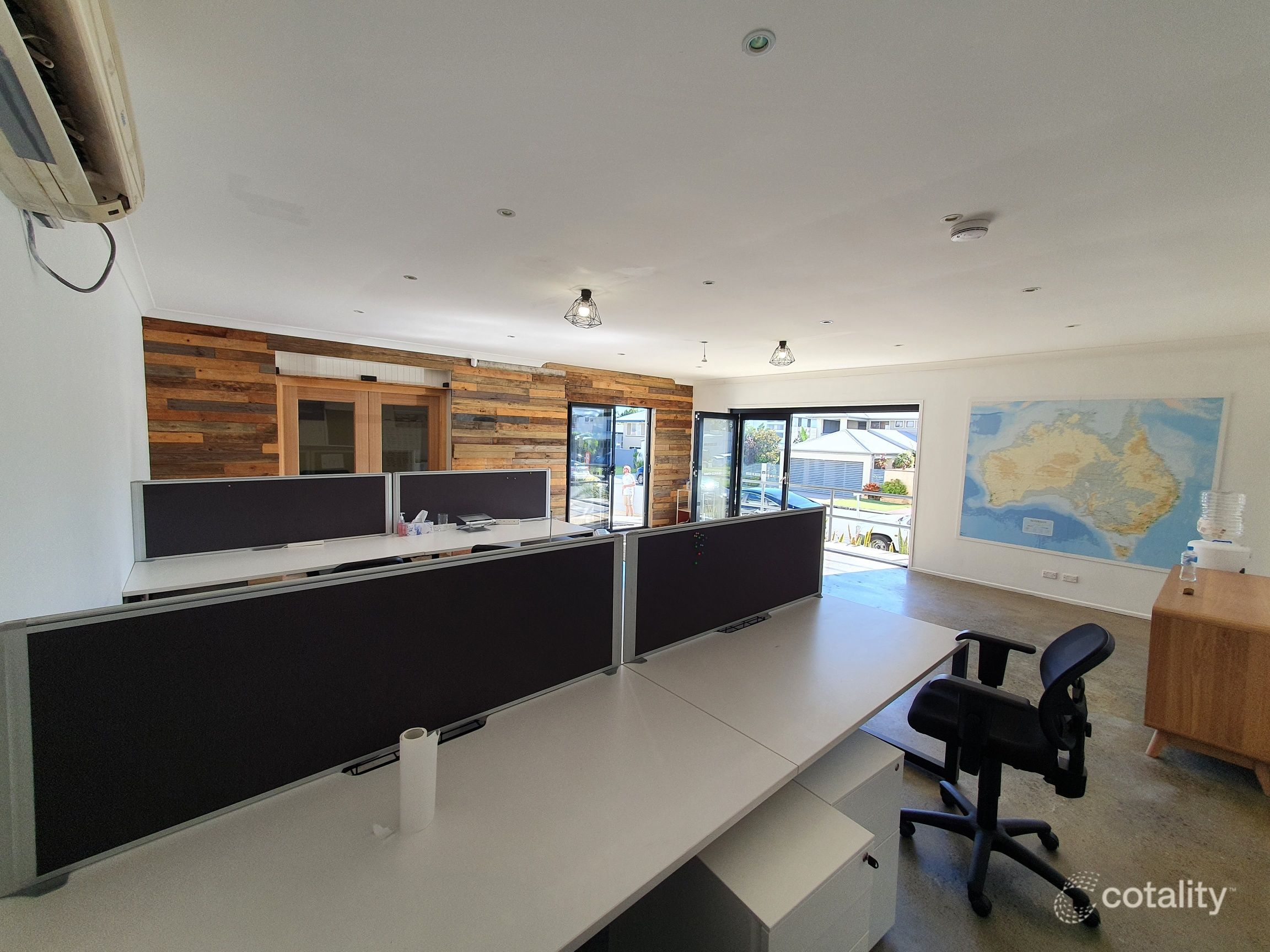 20 Fifth Ave, Palm Beach, QLD 4221